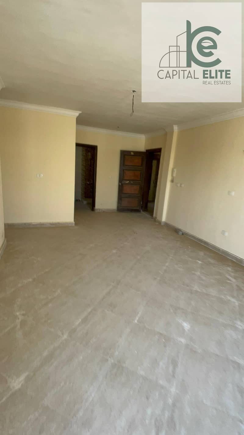 10 2435e5b8-7399-4334-b3c3-83c9db904181. jpg