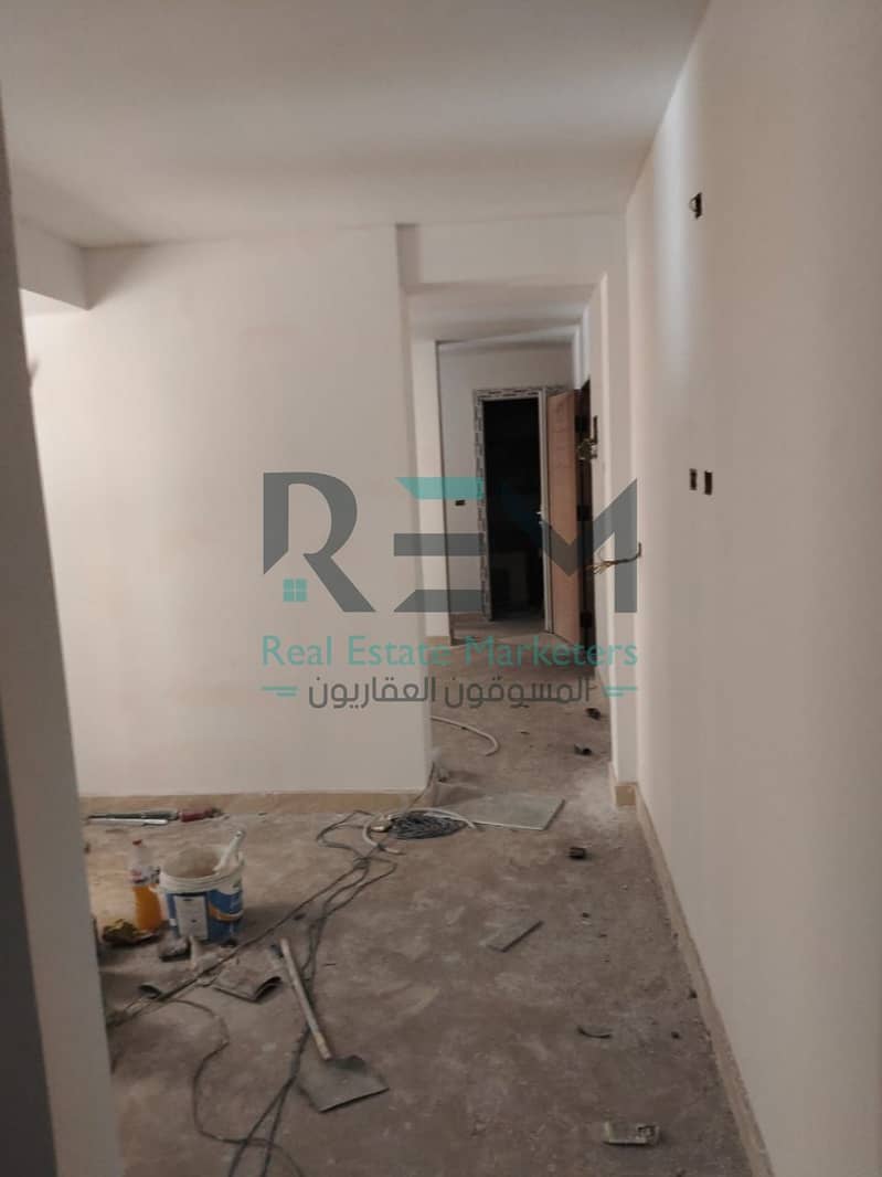 16 38f9c293-260c-49fc-9595-01bfd0716941. jpg