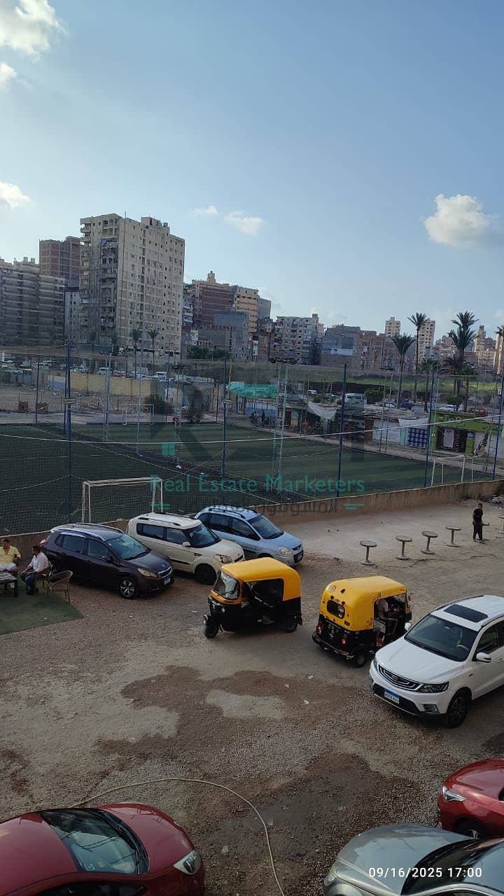 17 57dd0efd-6d25-4ecd-a490-af243880e135. jpg