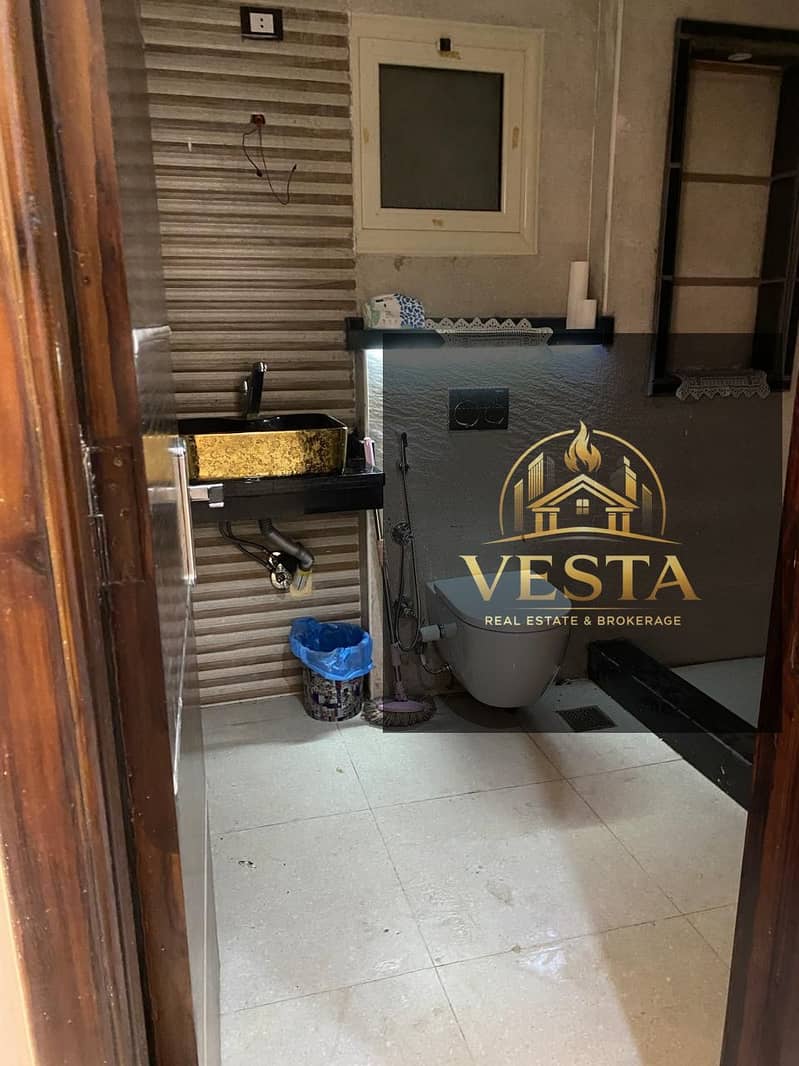 10 678dbf5a-e603-4c84-8b33-4575505fd79f. jpg