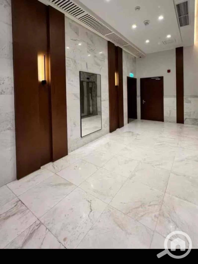 5 27071f5e-8226-4473-8b29-60ccea89b9a3. jpg