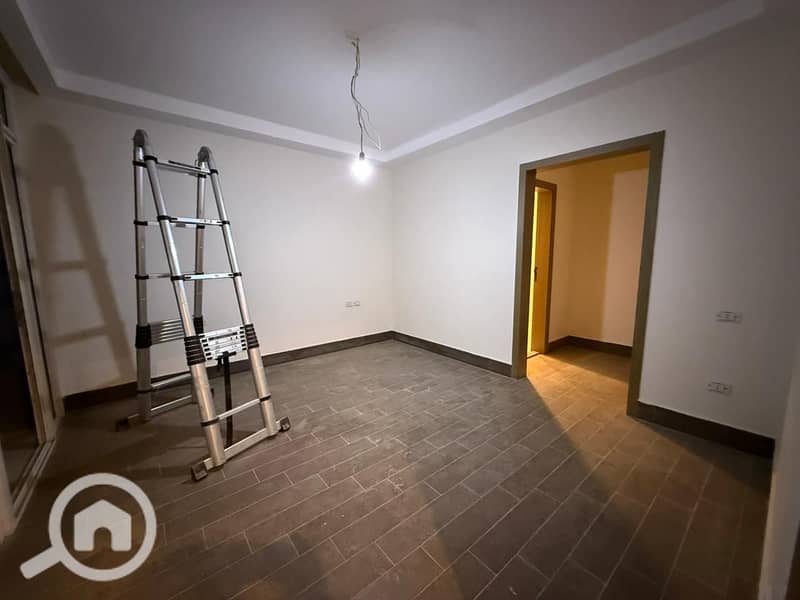 10 f05e413f-45de-43cc-ae35-18876f4289ba. jpg