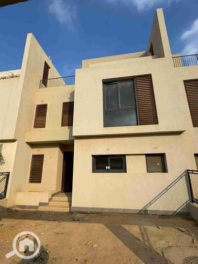 تاون هاوس 4 غرف نوم للبيع في هليوبوليس الجديدة، القاهرة - IMG-20260201-WA0168. jpg