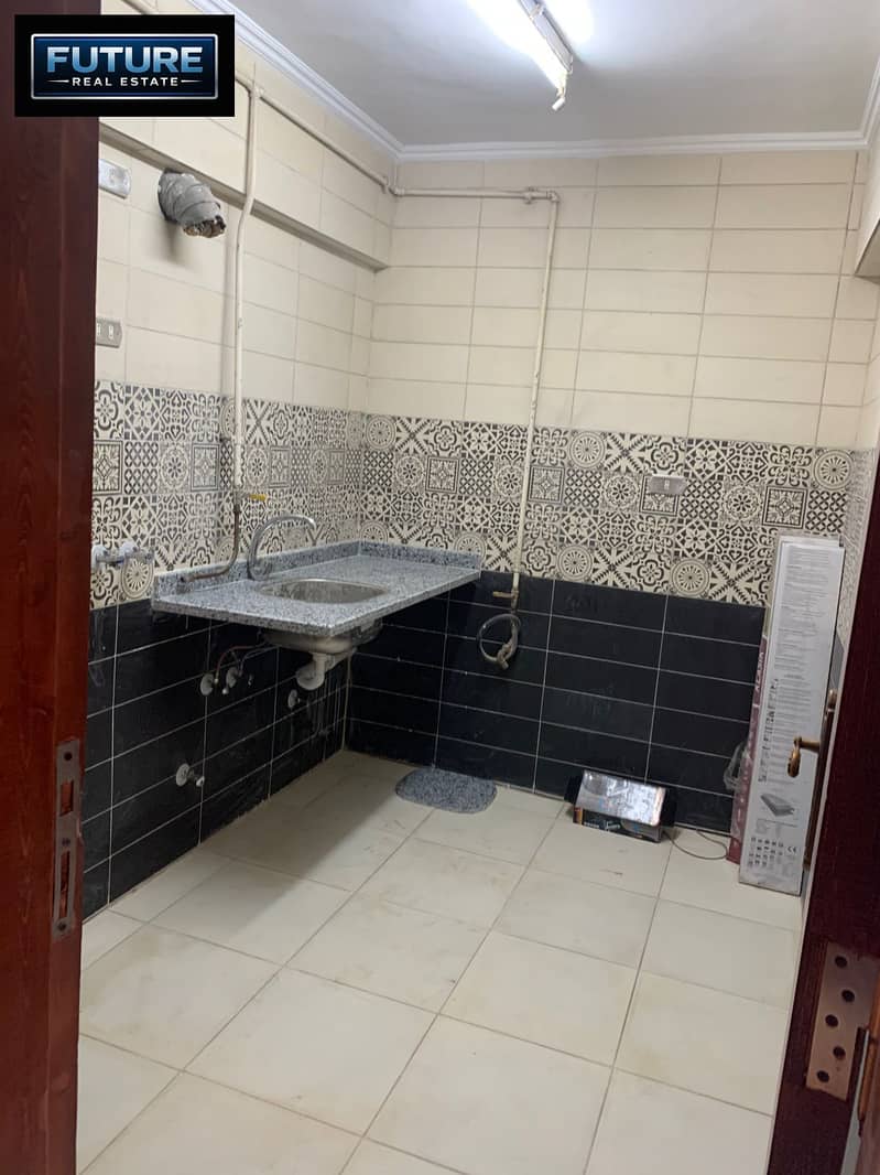 15 WhatsApp Image 2026-02-03 at 00.24. 48 (1). jpeg