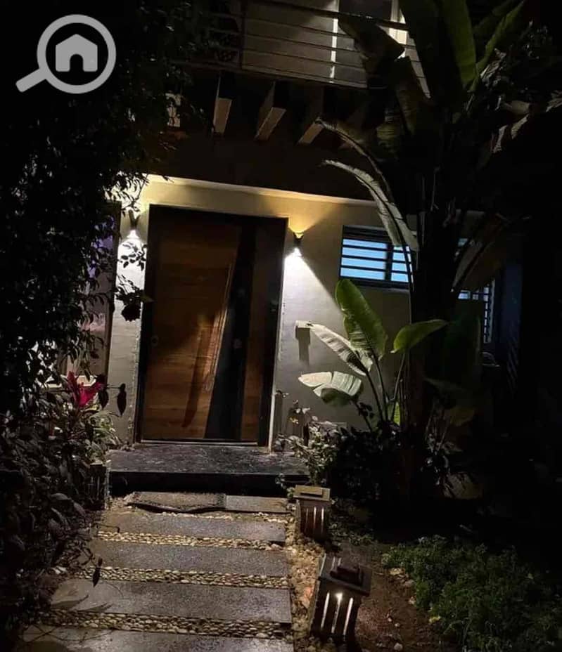 3 4a9744e6-4eed-4186-b648-6eeb623a2a66. jpg