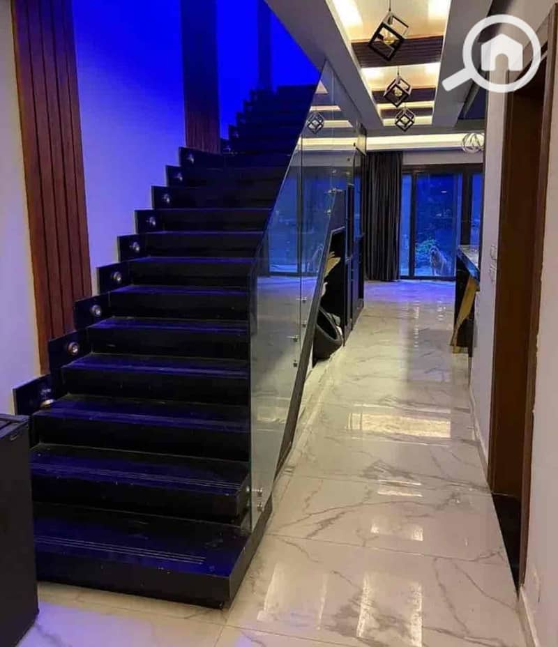 7 49393ee8-06d3-4ba9-9e56-ab57f0a2cd38. jpg