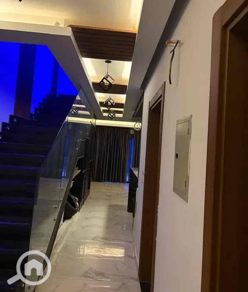 9 a202dbef-94db-490b-9108-339daa8ec82d. jpg