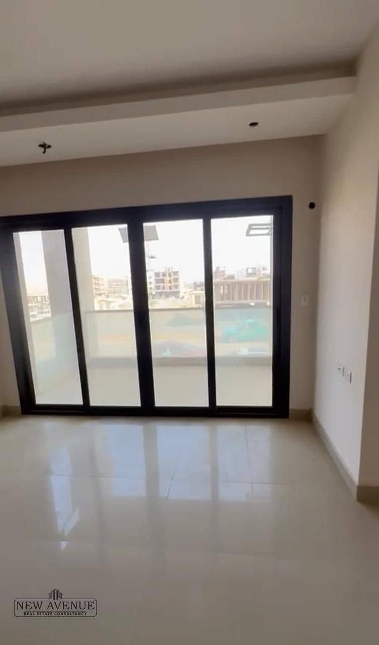 4 0d3218cc-ff39-44f1-89d5-a36669f617e5. jpg