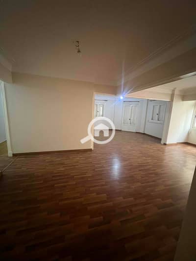 فلیٹ 3 غرف نوم للايجار في كفر عبدو، الإسكندرية - IMG_6249. jpg