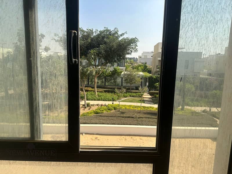 5 WhatsApp Image 2025-10-30 at 9.06. 02 PM (2). jpeg