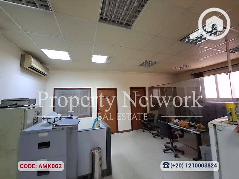 18 AMK062 (18). png