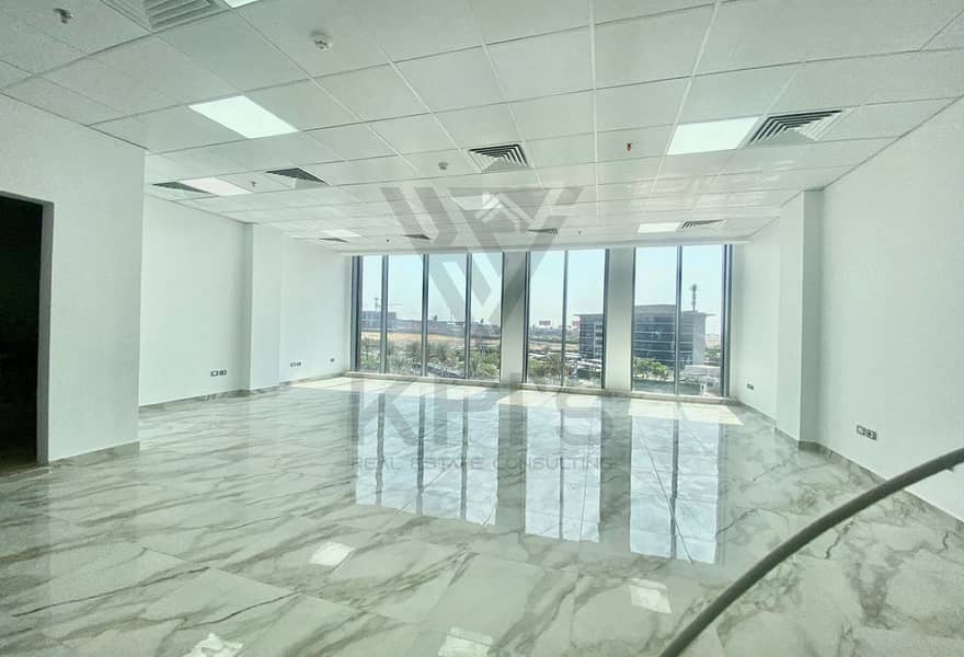 Fully Finished Office 96m for Rent in The Podium Cairo Festival City New Cairo - Widok 2