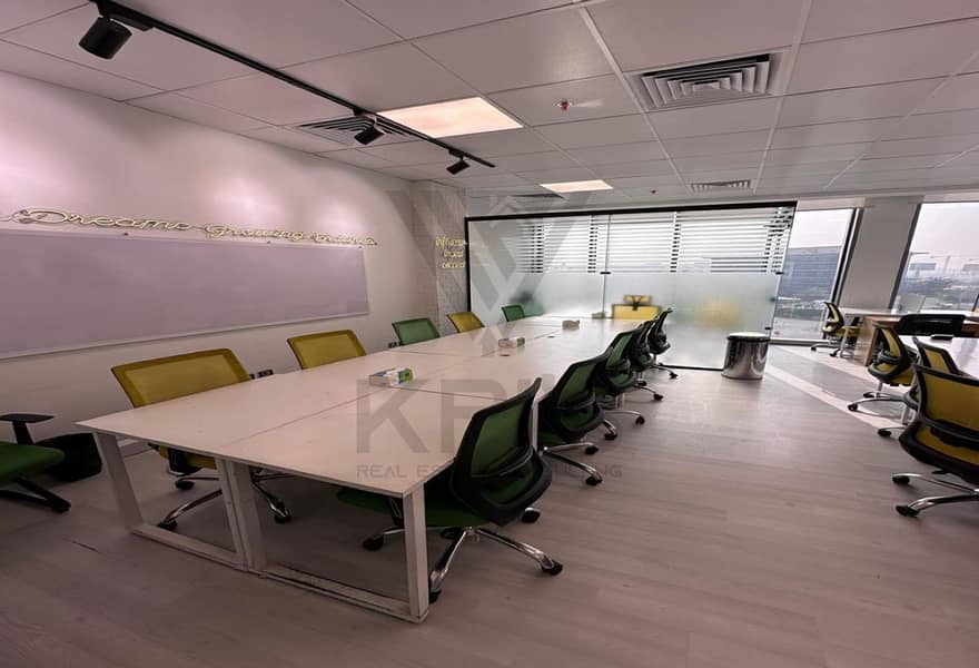 Fully Finished Office 96m for Rent in The Podium Cairo Festival City New Cairo - Widok 5