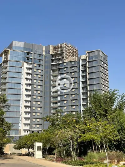 Resale apartment, 100 sqm, fully finished with air conditioners, immediate delivery, in Zed West Compound, Sheikh Zayed.