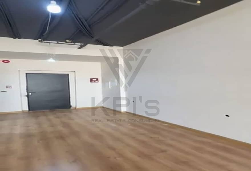 Fully Finished Office 105m with ACs for Rent open space in Sway Mall - Best Price - Ansicht 4