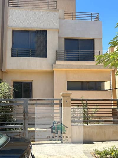 توين هاوس 4 غرف نوم للبيع في الشيخ زايد، الجيزة - WhatsApp Image 2025-12-18 at 5.19. 58 PM (1). jpeg