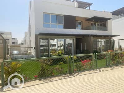 5 Bedroom Villa for Sale in 6th of October, Giza - WhatsApp Image 2025-04-26 at 3.28. 48 PM. jpeg