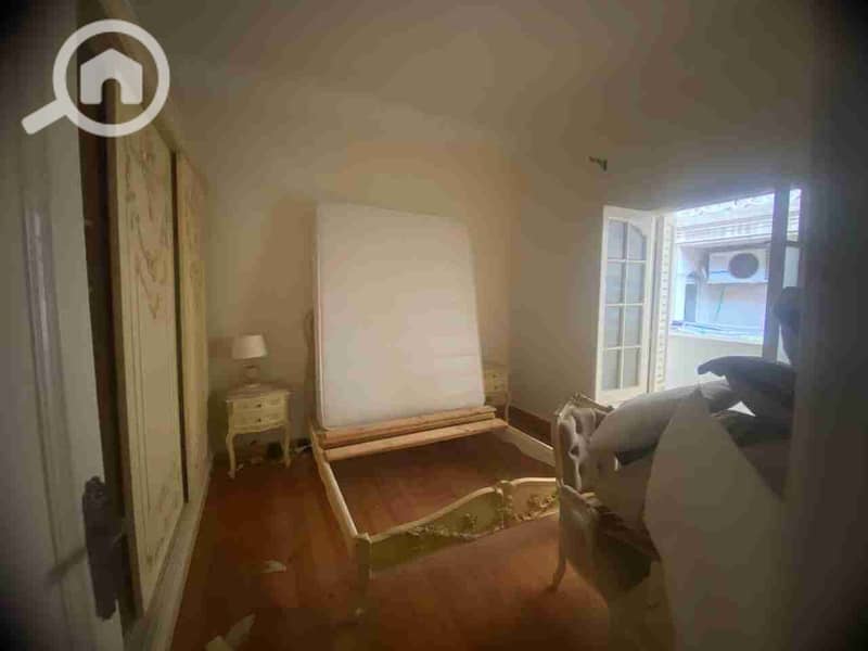 Apartment for rent – Gleem (direct tram) Very distinguished location in the heart of Gleem
Area: 180 square meters
Floor: 5th – no elevator (comfortable stairs)
Layout: • Two large bedrooms (Swedish wood) • Reception 4 pieces porcelain - Mehr