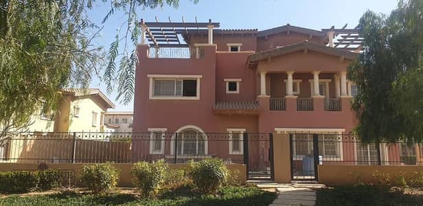 توين هاوس 4 غرف نوم للايجار في القاهرة الجديدة، القاهرة - 82449450-40ed-427f-9308-6722fe284fce. jpg توين هاوس 4 غرف نوم للايجار في القاهرة الجديدة، القاهرة - 82449450-40ed-427f-9308-6722fe284fce. jpg