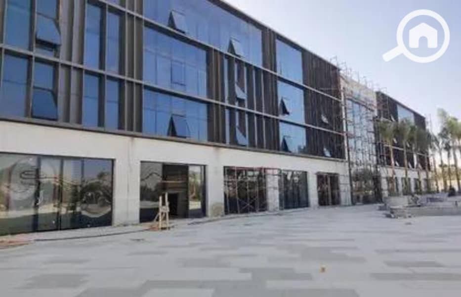 Office for rent with best price view plaza at Lake Town - Lake View Compound - New Cairo - Widok 4