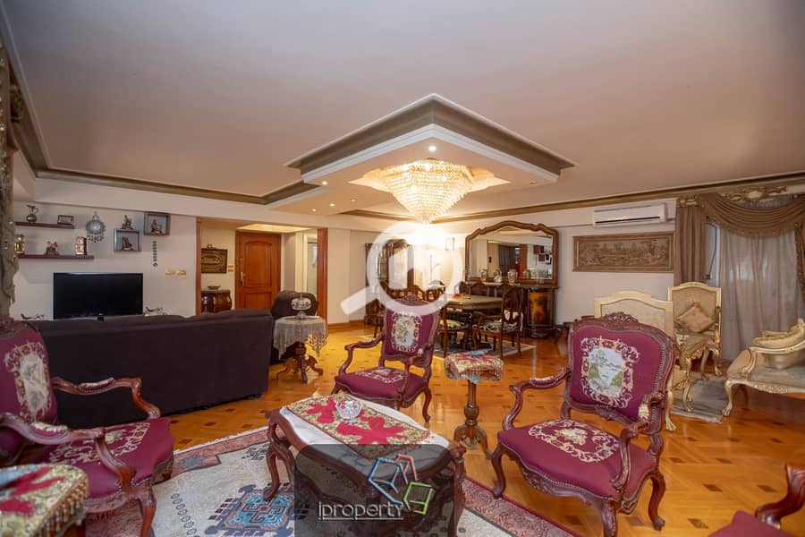 Apartment for Sale in Sultan Hussein - Mehr