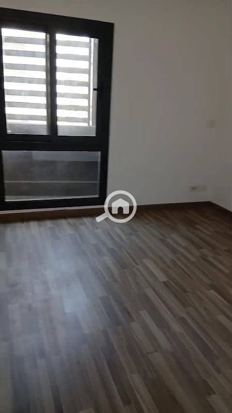 8 ca587d10-8b3a-4406-a8b0-579eb2ab8cf2. jpg