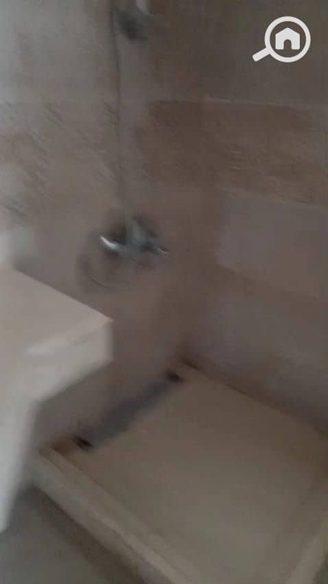 9 d7c505c3-52e5-4cd0-8a2b-96661ba44b20. jpg