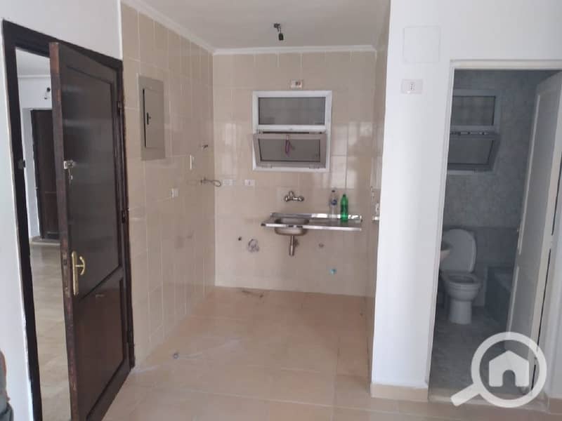 3 2fdd6f04-5038-4f2e-b817-4b5aa710022e. jpg