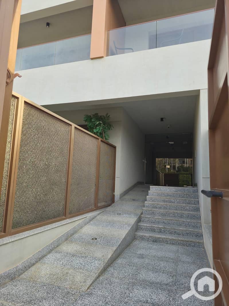 Apartment ready to move fully finished with 3 rooms view mayfair at district club alsherouk 1 at mini compound - Widok 6