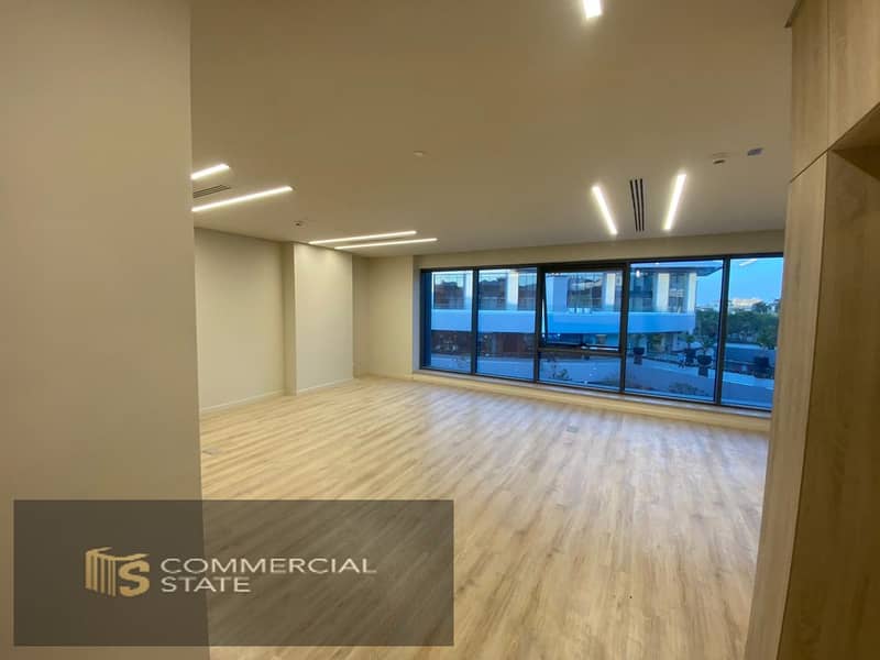 Finished Office at U Venues for Rent- New Cairo - Widok 4