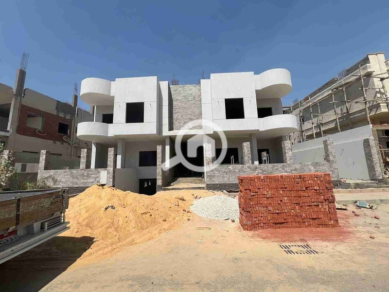 Villa for sale in Compound Extend West of Golf, two apartments on 800m of land. - Vaade 4