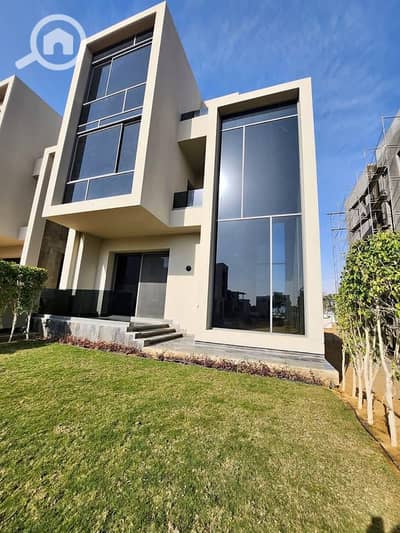 فیلا 5 غرف نوم للبيع في القاهرة الجديدة، القاهرة - 574575175_10238971250396261_4681508802483083305_n. jpg