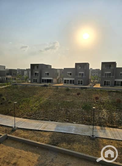 توين هاوس 5 غرف نوم للبيع في الشيخ زايد، الجيزة - WhatsApp Image 2025-01-09 at 17.57. 50_d6464084. jpg