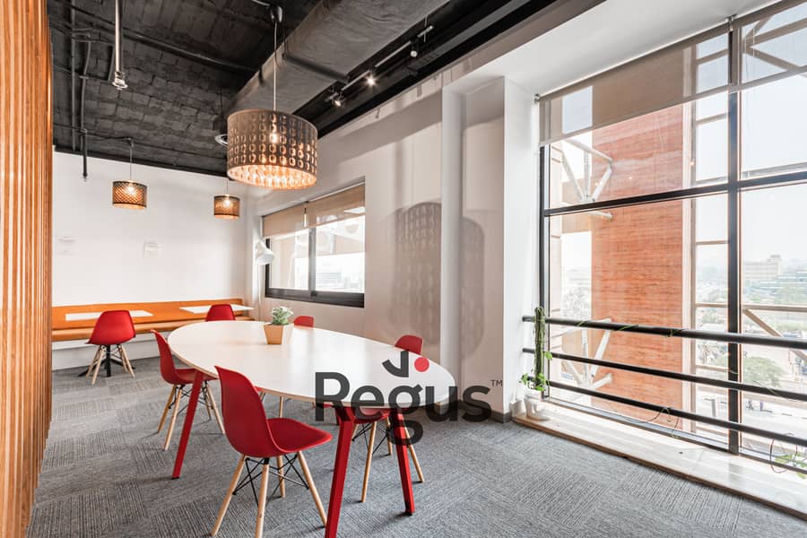 5 Regus_NasrCityOlympicBuilding_4340_Cairo_Egypt_BusinessLounge. jpg