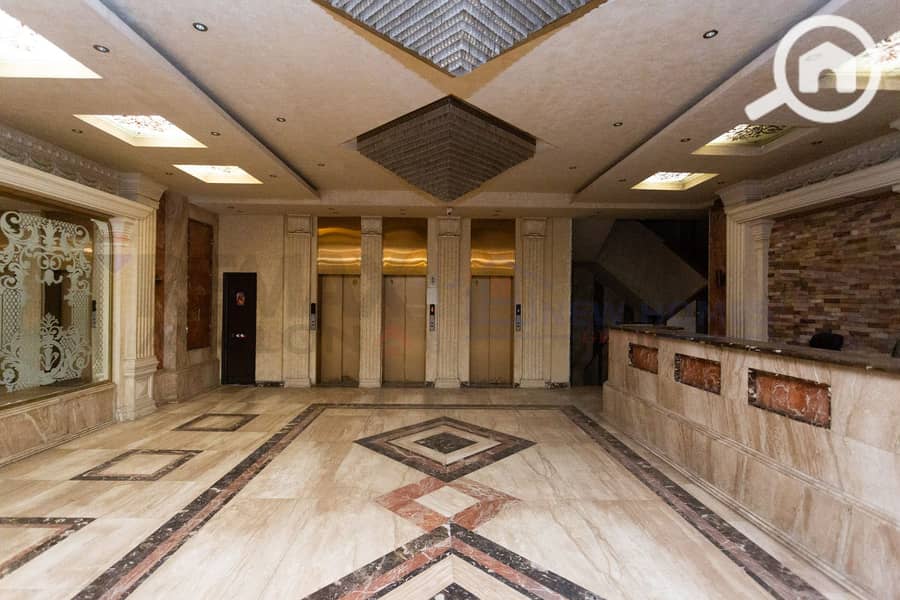 Apartment for sale 250 m San Stefano (steps from the tram) - Bild 4