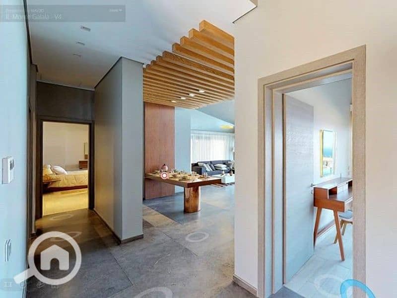 11 25235489-beb1-4759-8999-10f67cd89ed7. jpeg