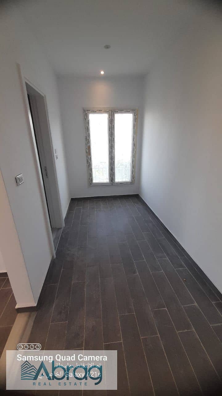 iVilla Roof 340 sq m Open Roof in Mountain View iCity - Ansicht 3