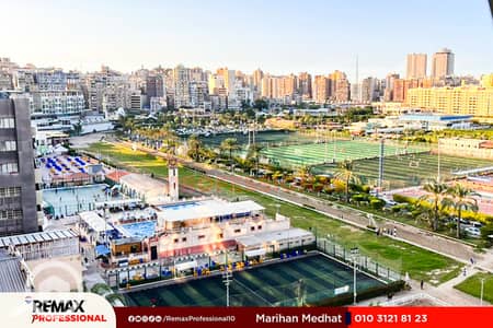 فلیٹ 3 غرف نوم للبيع في سموحة، الإسكندرية - 003. jpg