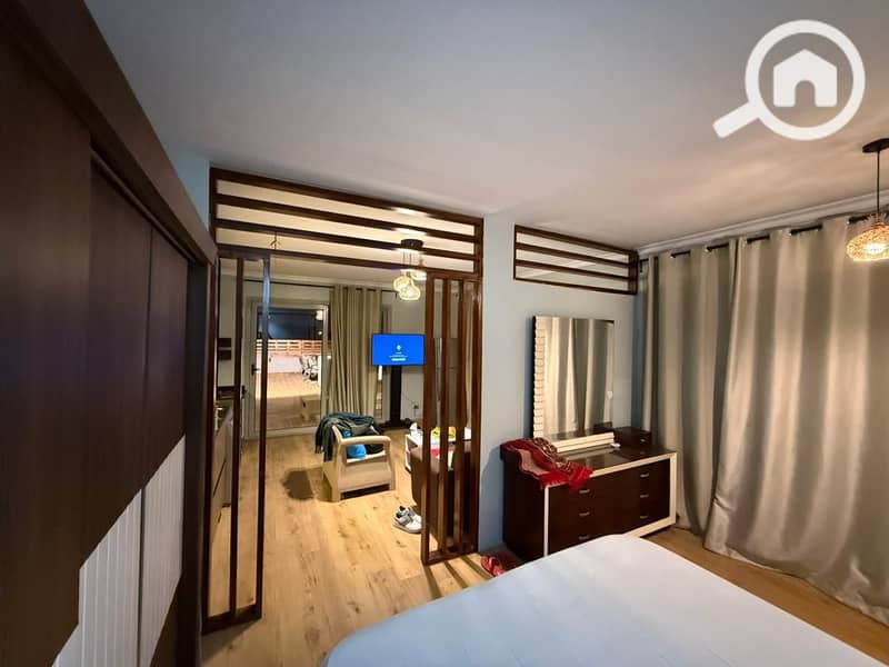 15 a9229dad-c2df-40f8-8b61-a458c6b3b46e. jpg