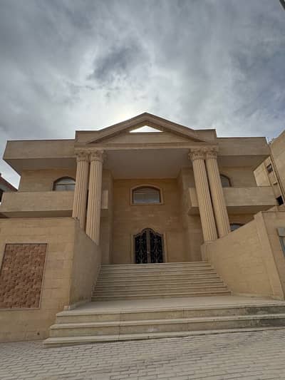 6 Bedroom Villa for Sale in 6th of October, Giza - فيلا داخل كمبوند بالم فيلا ( الدفاع الوطني والمخابرات سابقاً )