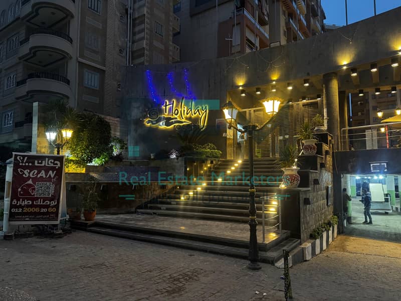 33 e812c632-649f-49e5-9c06-948b3633c36a. JPG