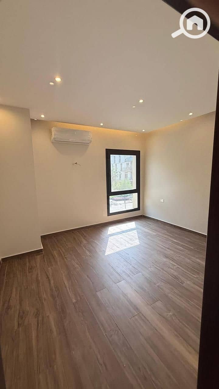 8 c6361dbf-4713-4333-a384-a370b3d9d50d. jpg