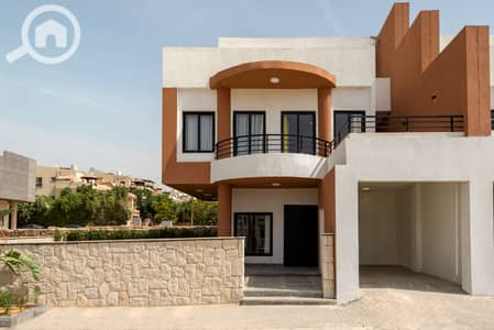 4 Bedroom Twin House for Rent in Mokattam, Cairo - 1. jpg