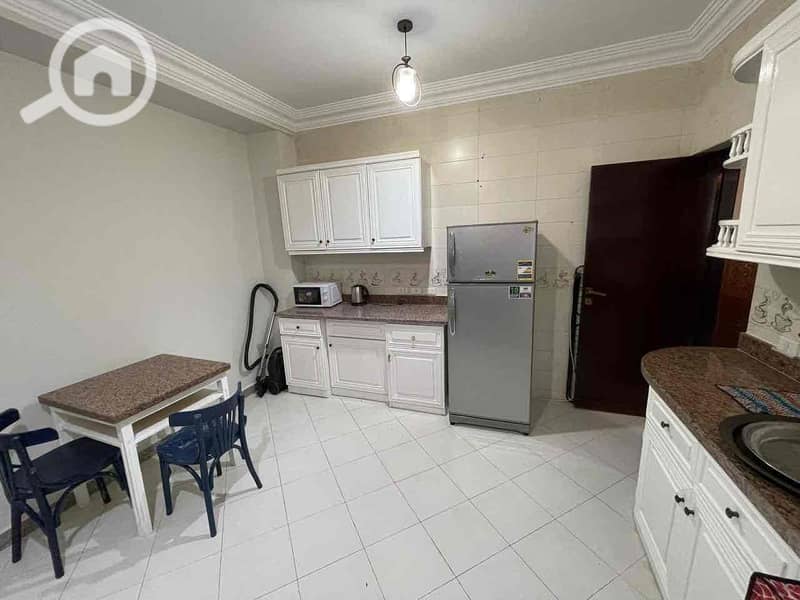 9 22cf2460-6b6c-4c91-894f-c52be63b0ee1. jpg