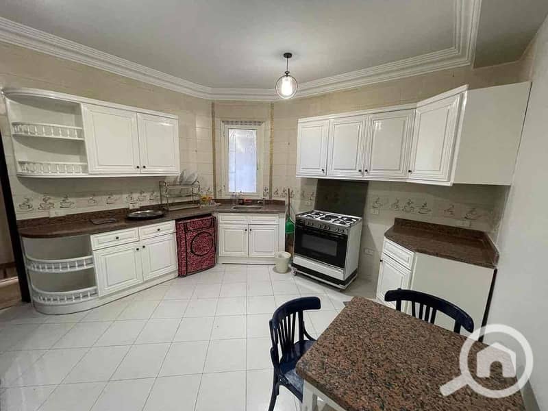 14 480880ce-9dba-46dc-9c5b-71ecdebbe821. jpg