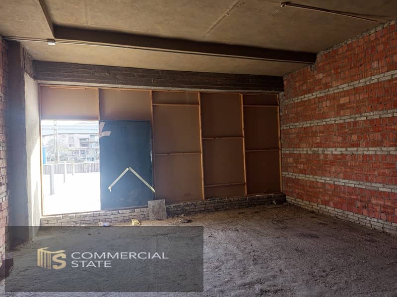 Retail at South Gate Mall for Rent- (Outdoor Area)-New Cairo - Ansicht 4