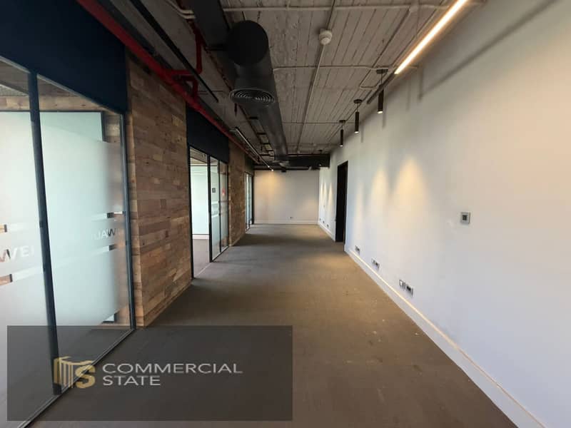 9 WhatsApp Image 2025-11-25 at 13.54. 11 (2). jpeg