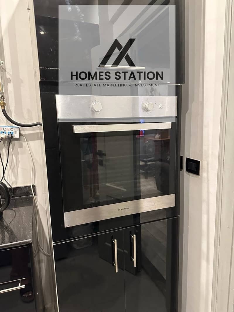 8 01a7362b-cd04-42f3-85b0-c07a4222c103. jpeg