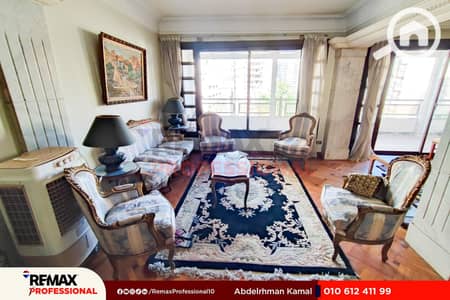 فلیٹ 4 غرف نوم للبيع في سابا باشا، الإسكندرية - 001. jpg