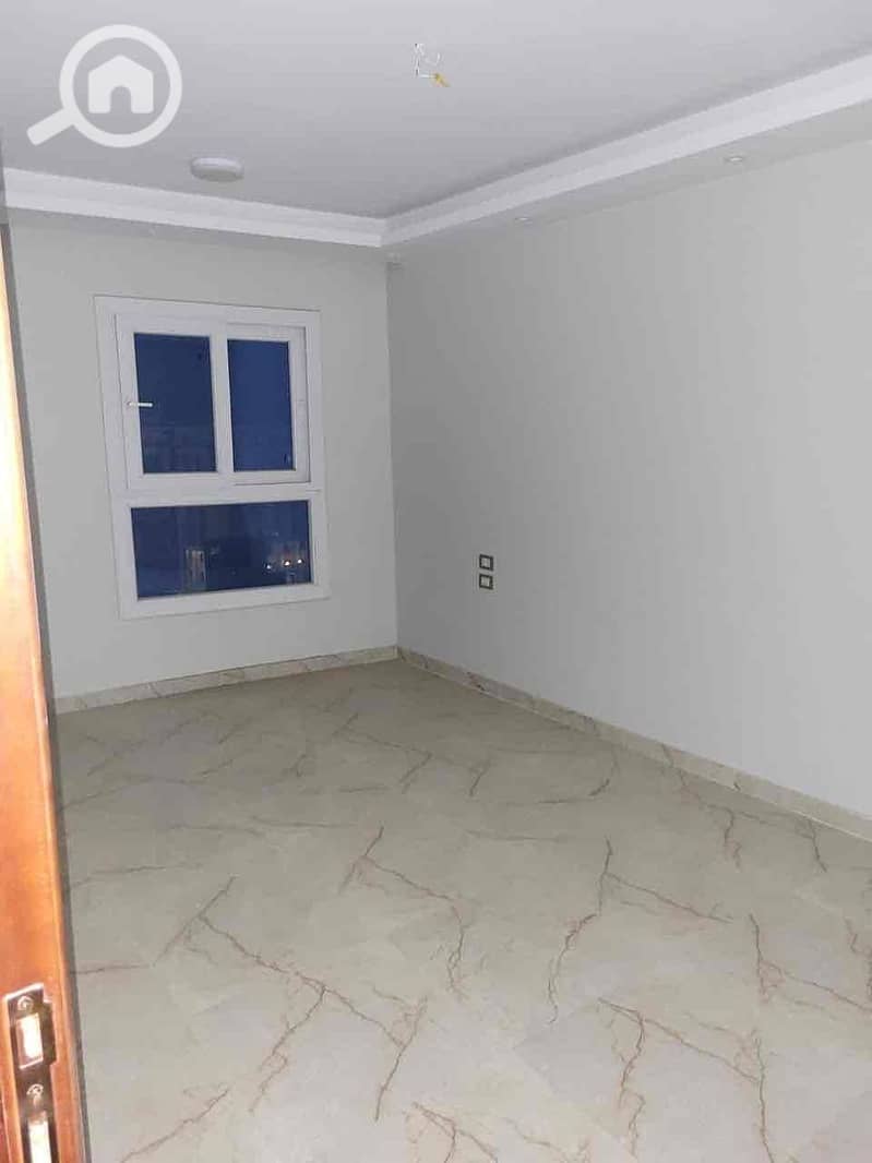 3 343f3bcb-3e14-486c-9f60-808386b70a21. jpg